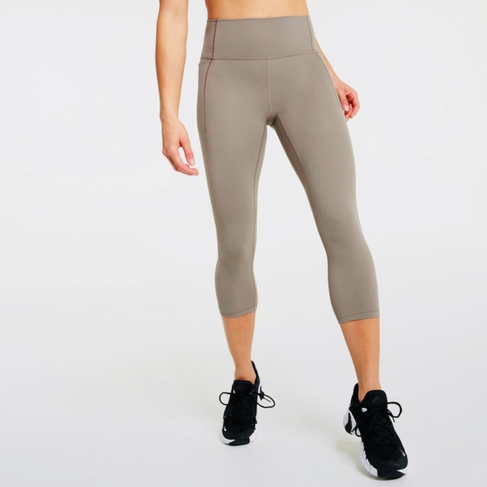 Calia Inspire High-Rise Capri Mid-Calf Leggings